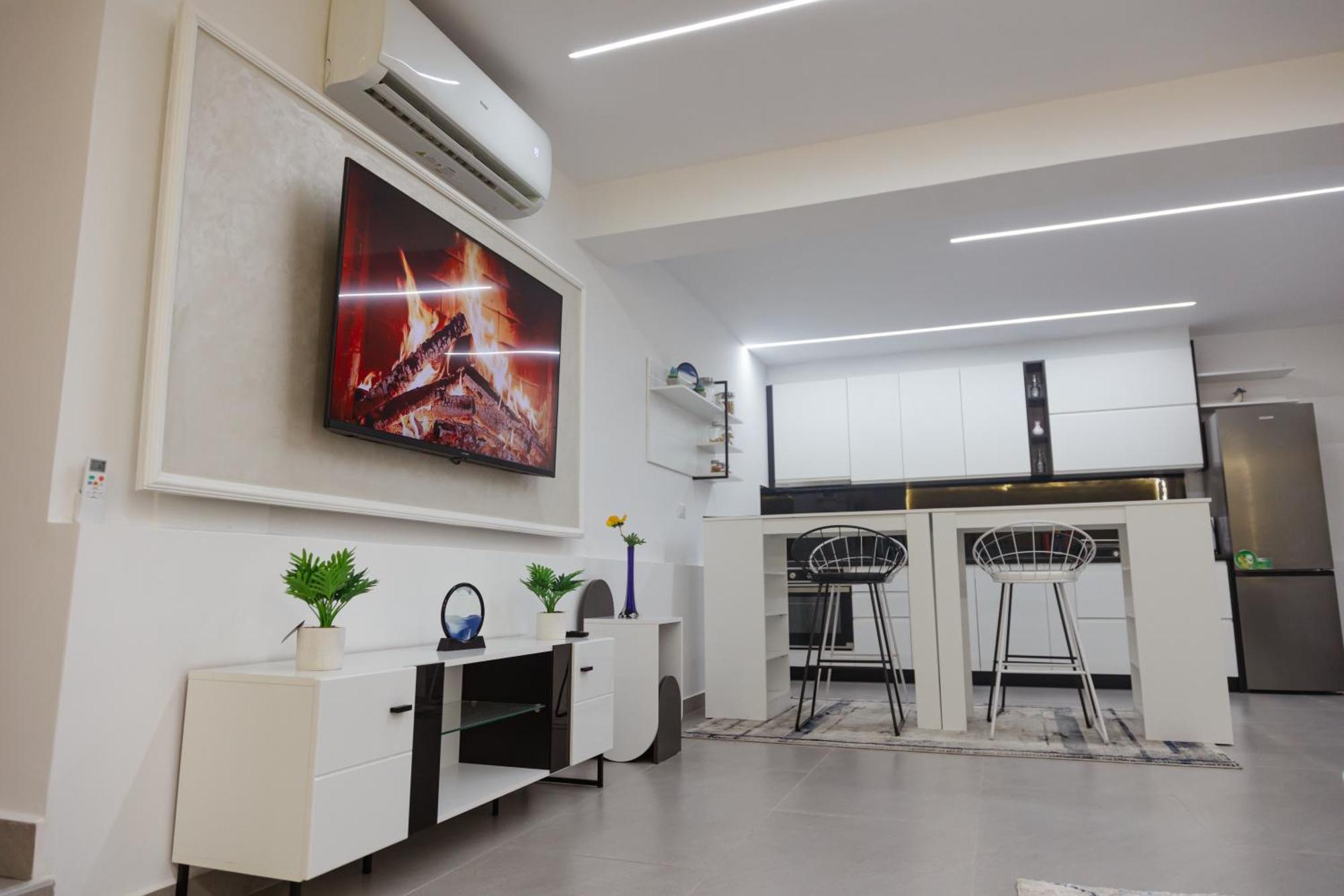 Mon Prive Apartment Тирана Экстерьер фото