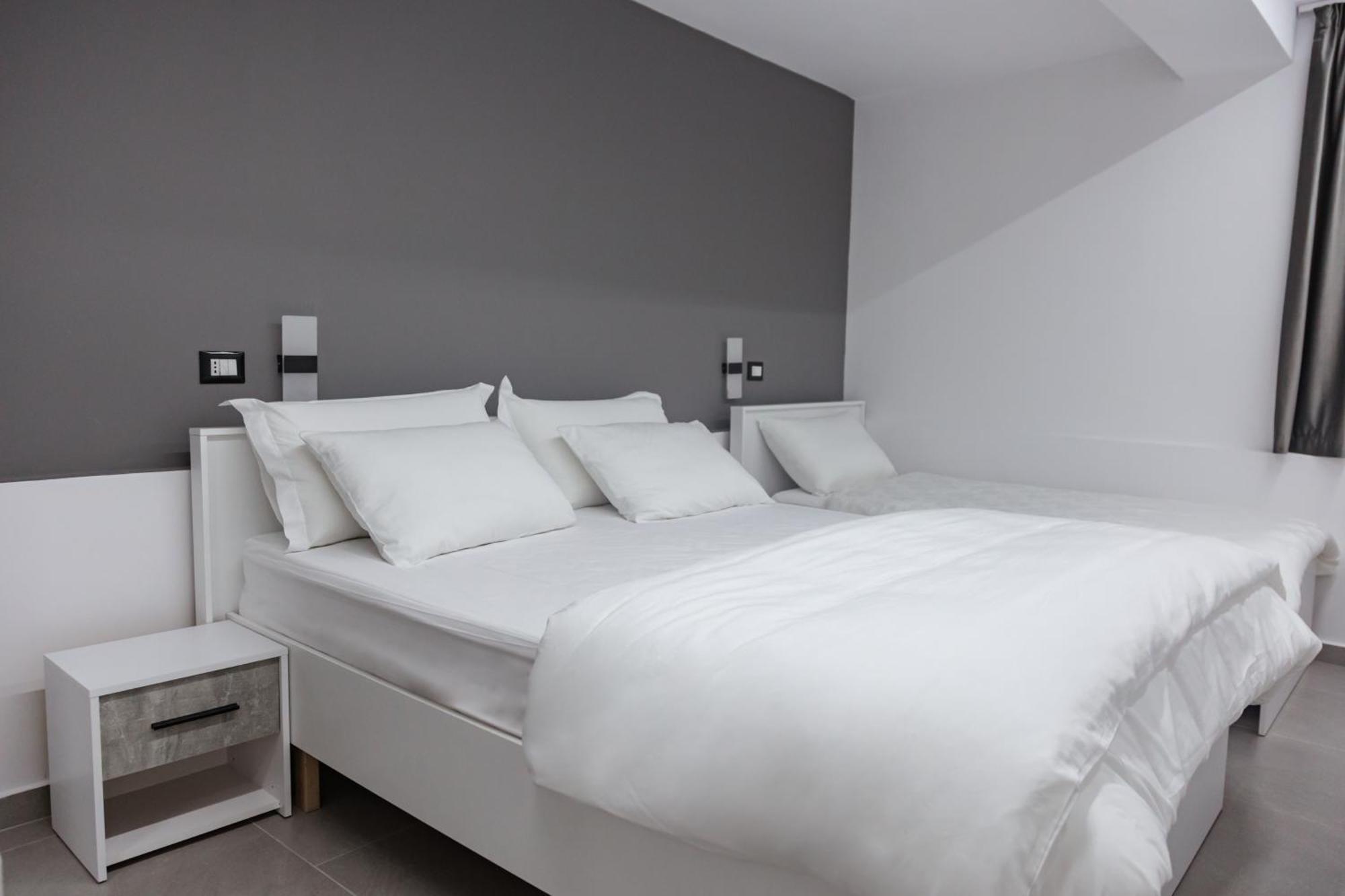 Mon Prive Apartment Тирана Экстерьер фото