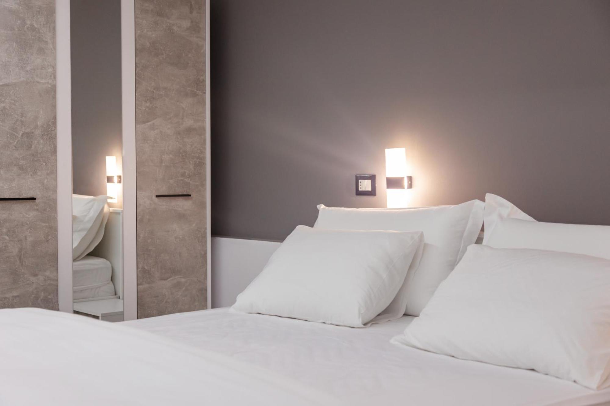 Mon Prive Apartment Тирана Экстерьер фото
